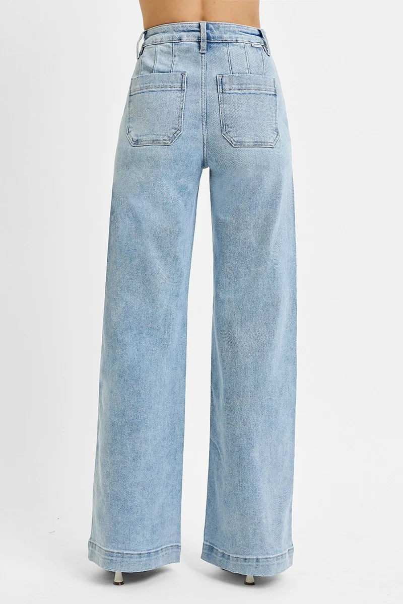 High‑Rise Wide‑Leg Jeans With Slanted Pockets
